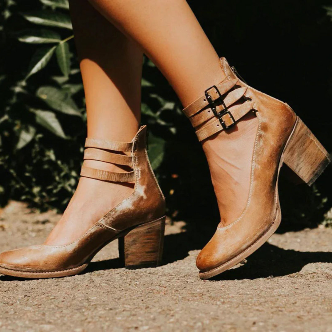 Isabella™ | Timeless Heeled Boots